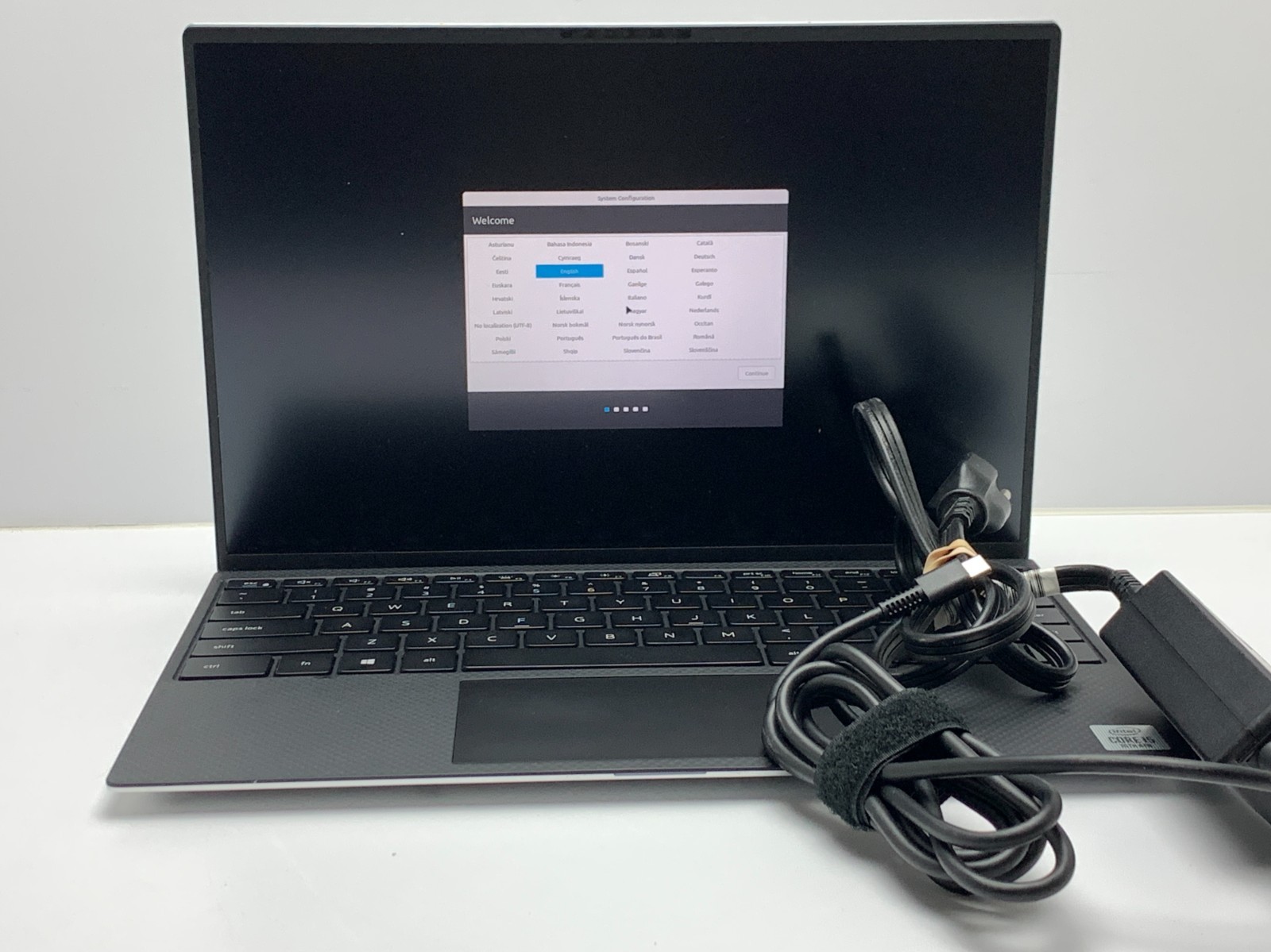 Dell XPS 13 9300 | i5-1035G1 | 8GB RAM | 256GB SSD | LINUX