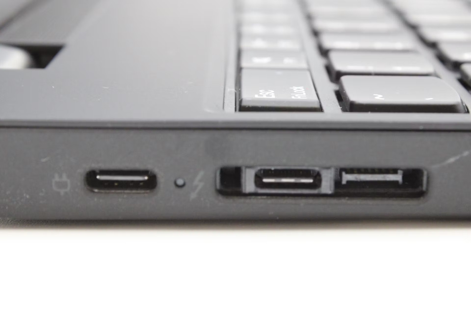Lenovo ThinkPad T15 Gen 1 Used 15.5″ i5-10210U, 256GB NVMe, 8GB RAM