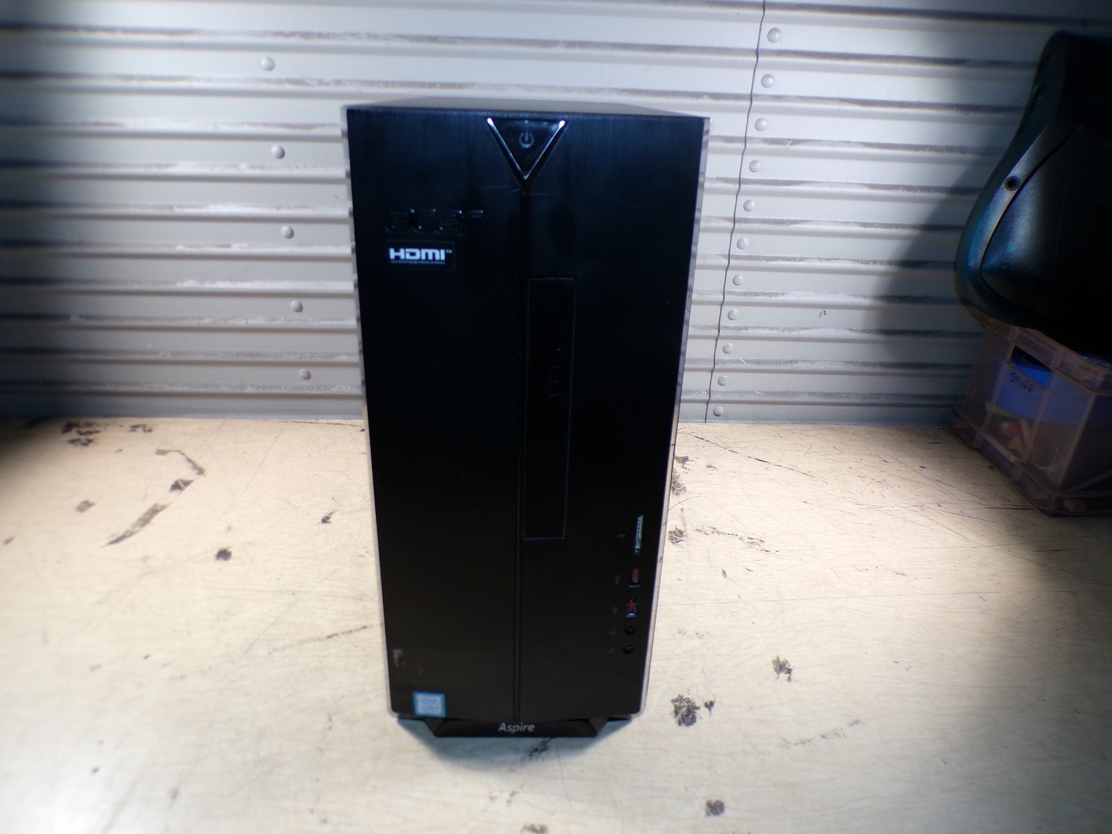ACER ASPIRE TC-885 INTEL CORE I5 8TH GEN 16GB RAM **NO HD / NO OS
