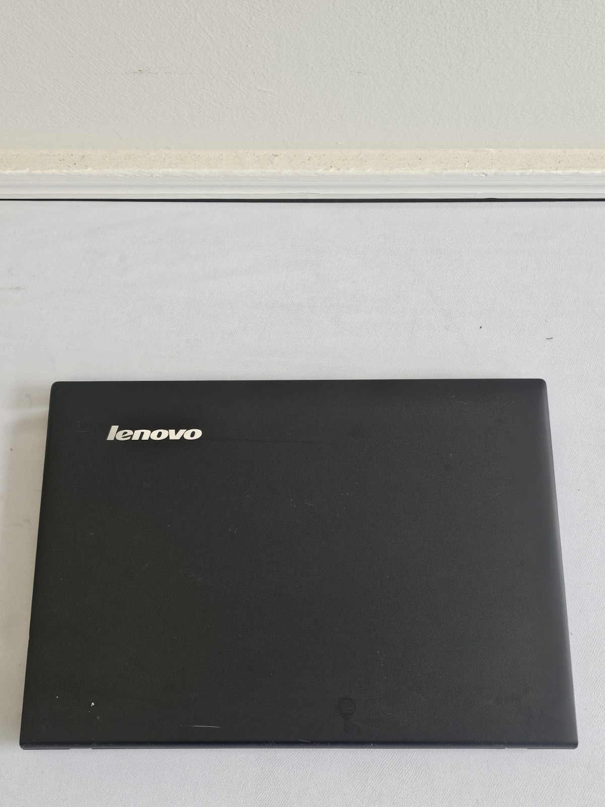 Lenovo IdeaPad P900 Laptop – i7-3520M – 8GB RAM – 1TB HDD – WORN KEYBOARD Win 10