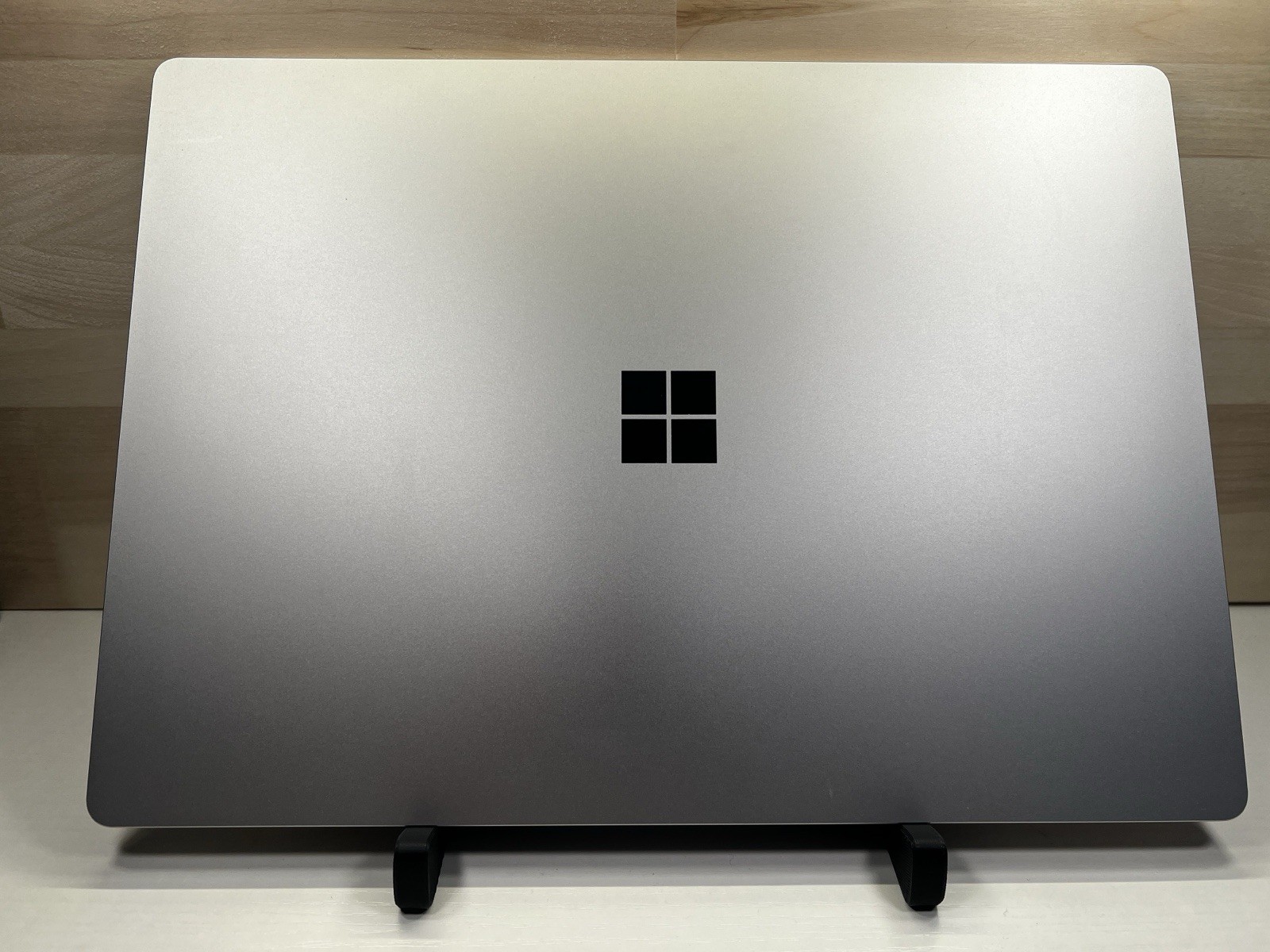 Microsoft Surface Laptop 5 15″ (256GB SSD, Intel Core i7 12th Gen. (READ)