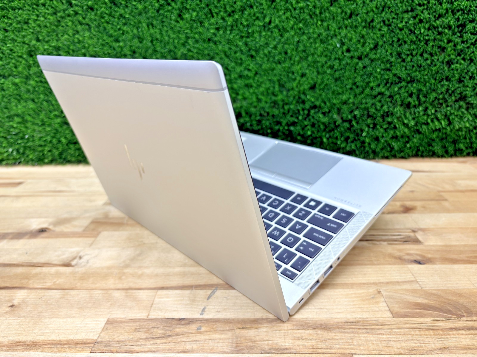 HP EliteBook 840 G8 Intel i7-11th Gen 2.80GHz 16GB RAM 256GB SSD Windows 11 Pro*