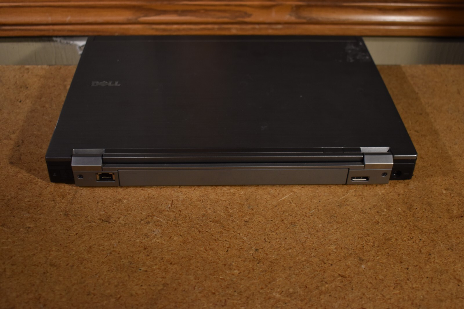 Dell Latitude E6410 Intel Core i7-620M 4GB RAM 250GB HDD Windows 7 Pro 32-bit
