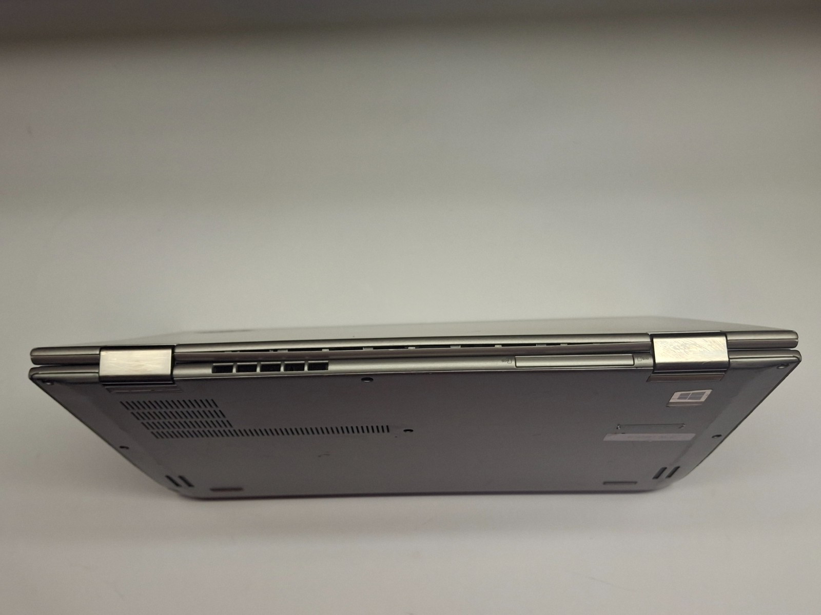 Lenovo X1 Yoga 3rd Gen ThinkPad i7-8650U 16GB 256GB SSD Wifi Win 11P No Touch