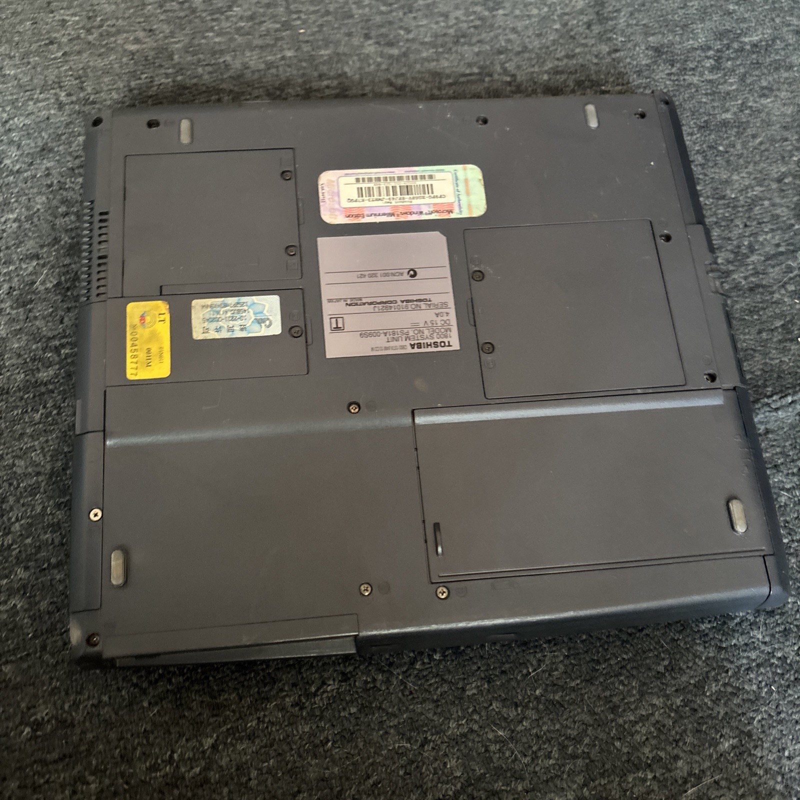 Toshiba 1800 Satellite CDROM 184mb RAM 9.35GB HDD 3.5″ Floppy*Needs New Battery*