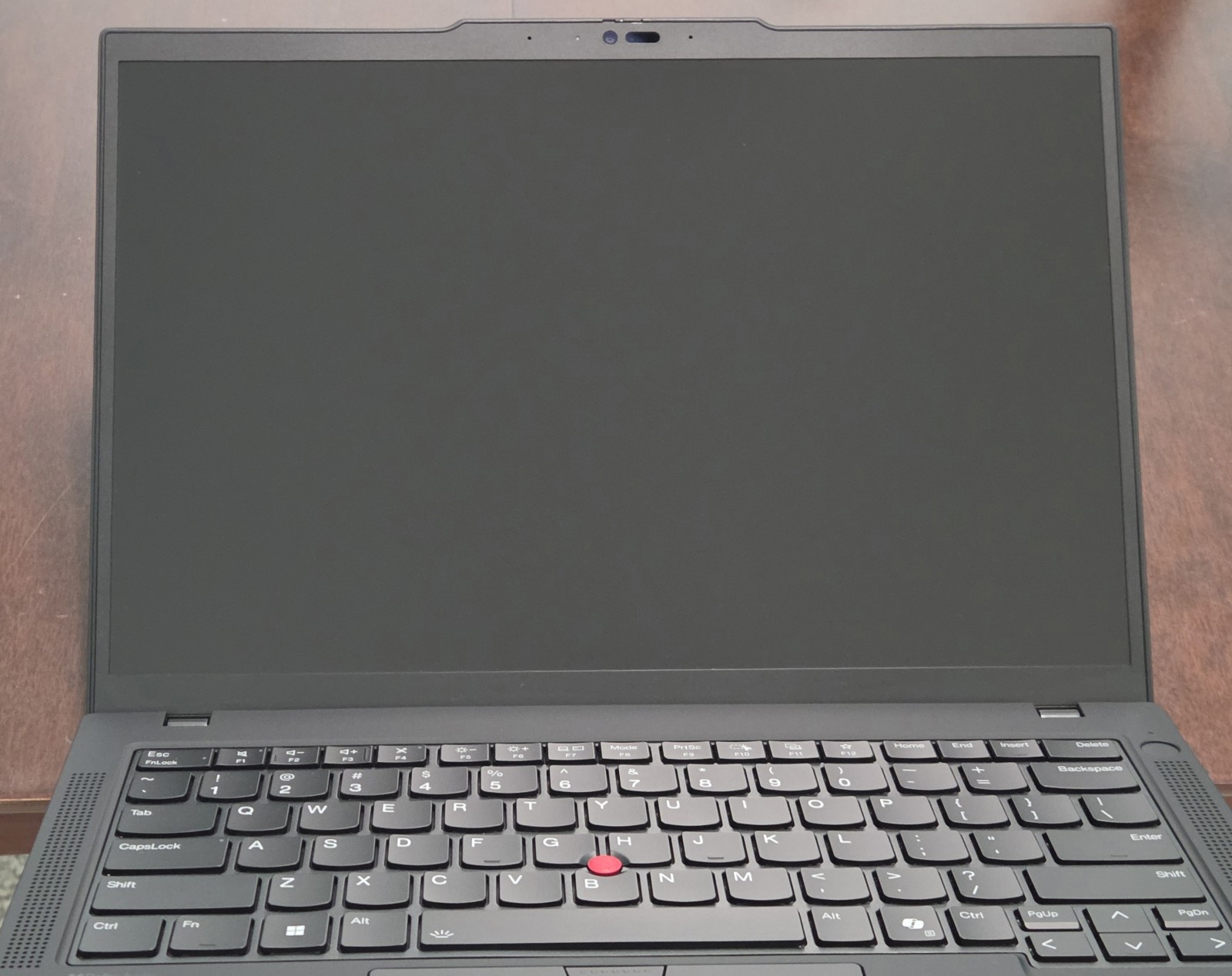Lenovo ThinkPad T14 Gen 5 14″ WUXGA AMD Ryzen 7 PRO 8840U 16GB 512GB Win 11 Pro