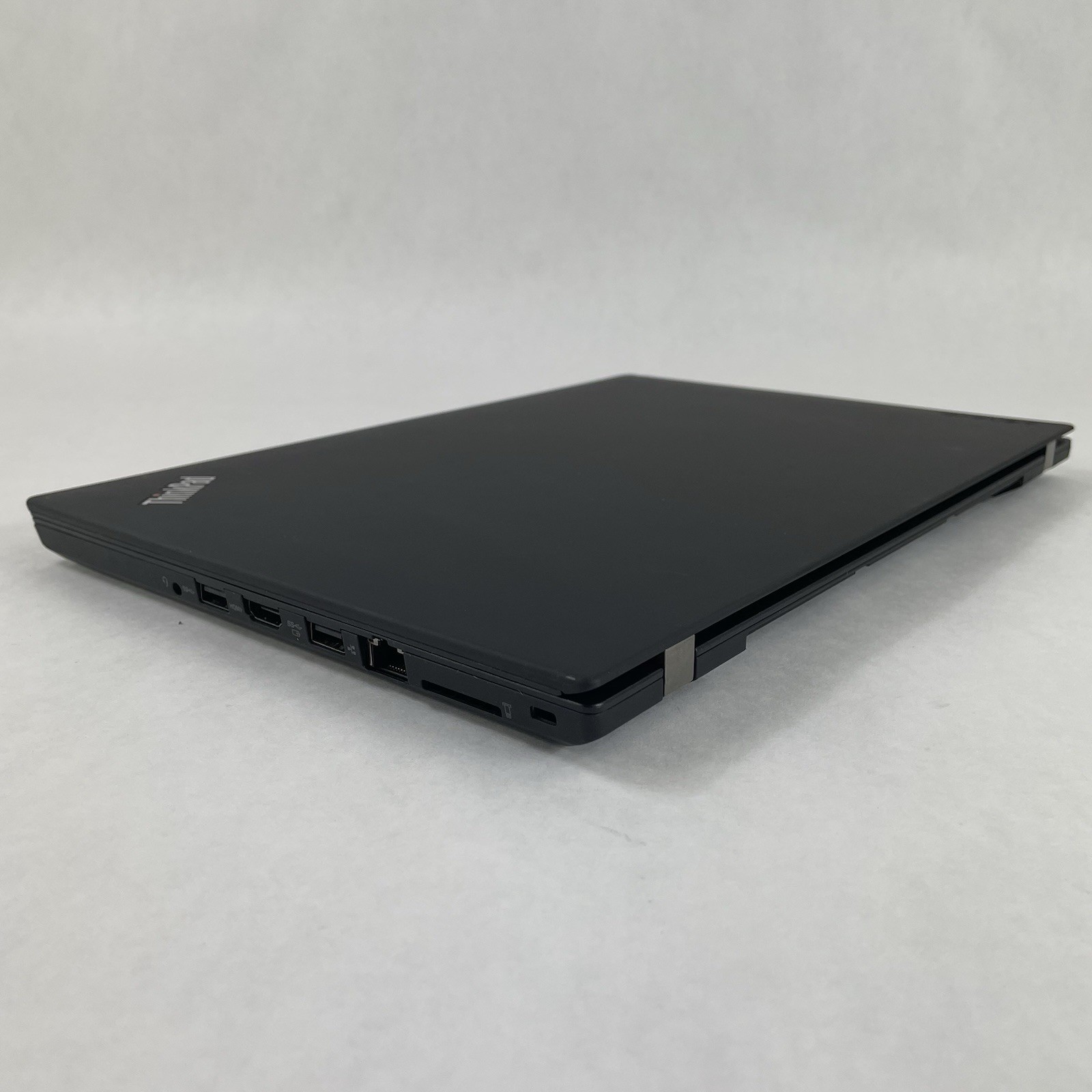 Lenovo ThinkPad T470 14″ i5-6300U 2.40 GHz 8 GB RAM No SSD/OS/AC/Battery