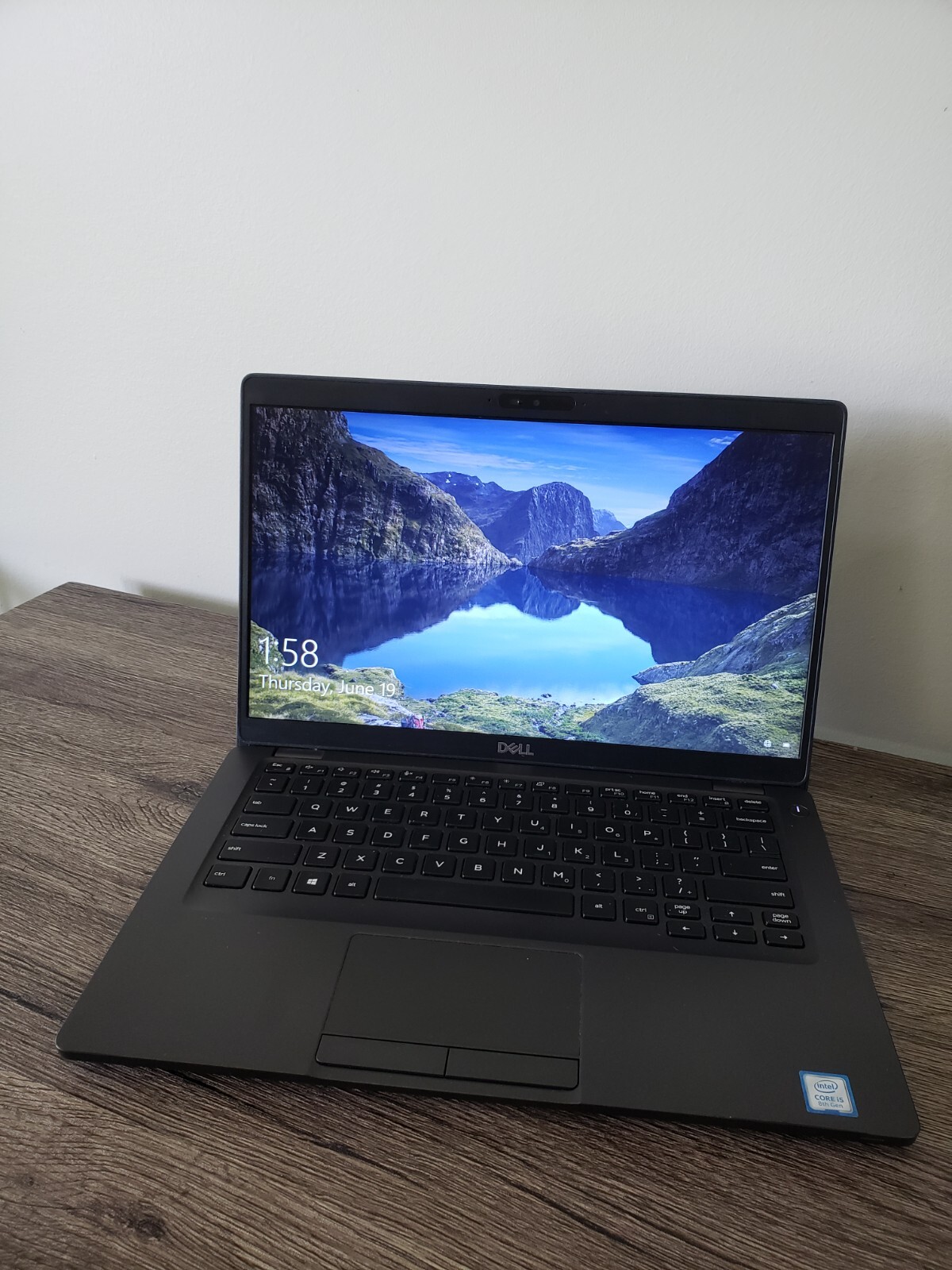 A lot of three(3) Dell Latitude 5400 128GB SSD, Intel Core i5 8th Gen., 8GB)