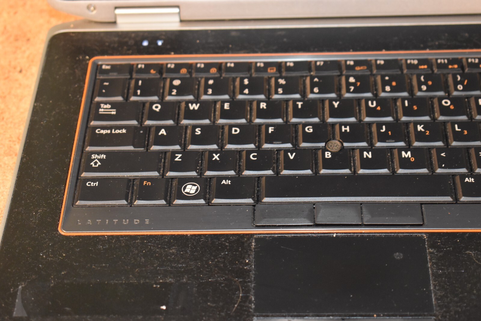 Dell Latitude E6420 Intel Core i5-2520M 4GB 320GB Windows XP NVidia NVS 4200M