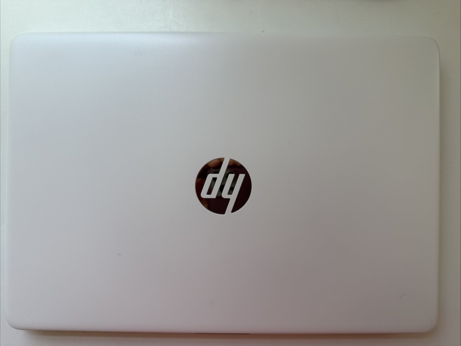 HP 14-dq0032dx 14″ (64GB eMMC, Intel Celeron N4020, 1,1Ghz, 4GB RAM) Laptop -…