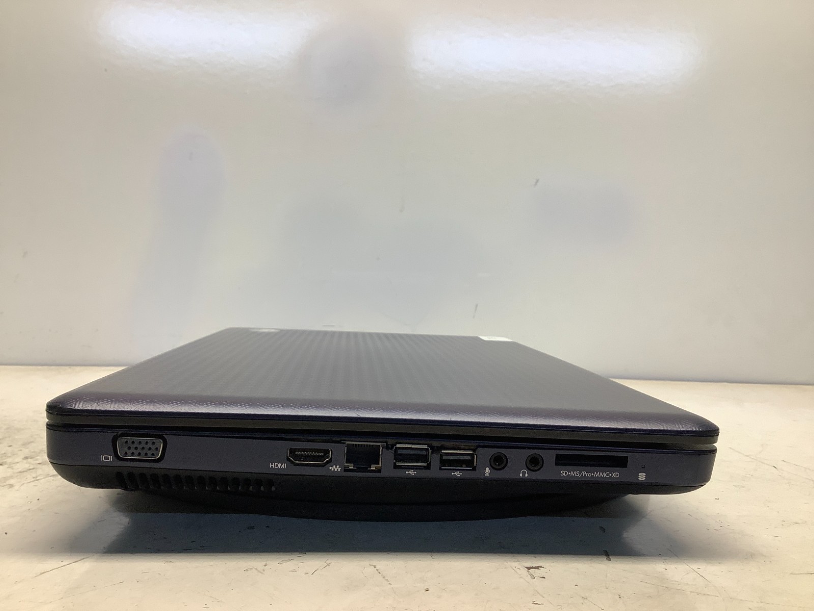 HP G62-347NR AMD Athlon II Dual-Core P340 2.2GHz No RAM NO HDD For Parts/Repair