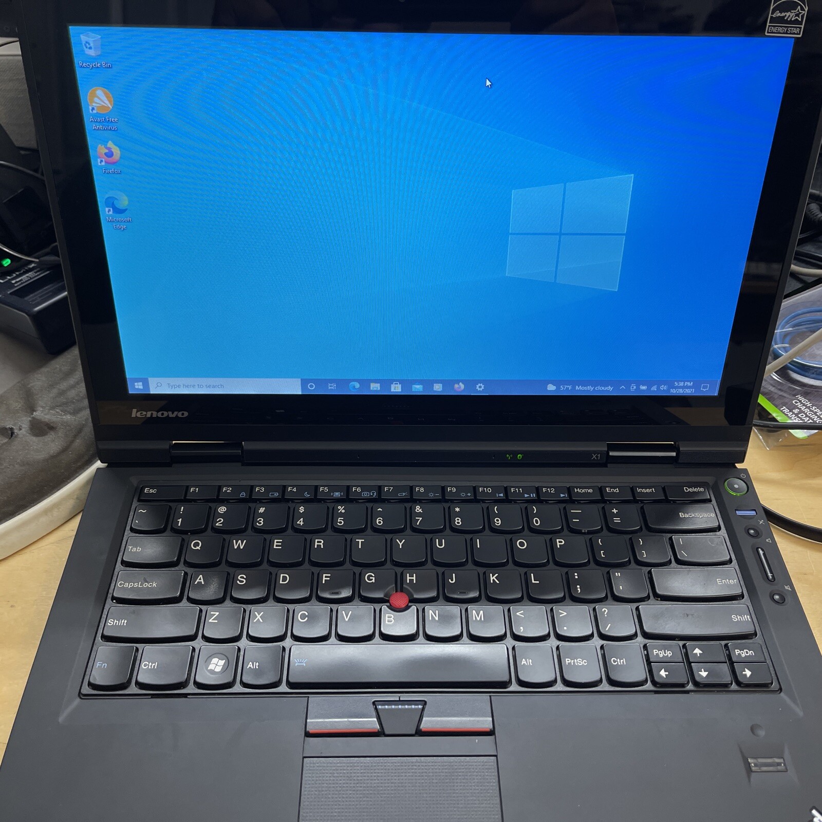 Lenovo ThinkPad X1 Laptop Intel Core i5-2520M 2.5GHz Processor 4GB RAM 240 SSD