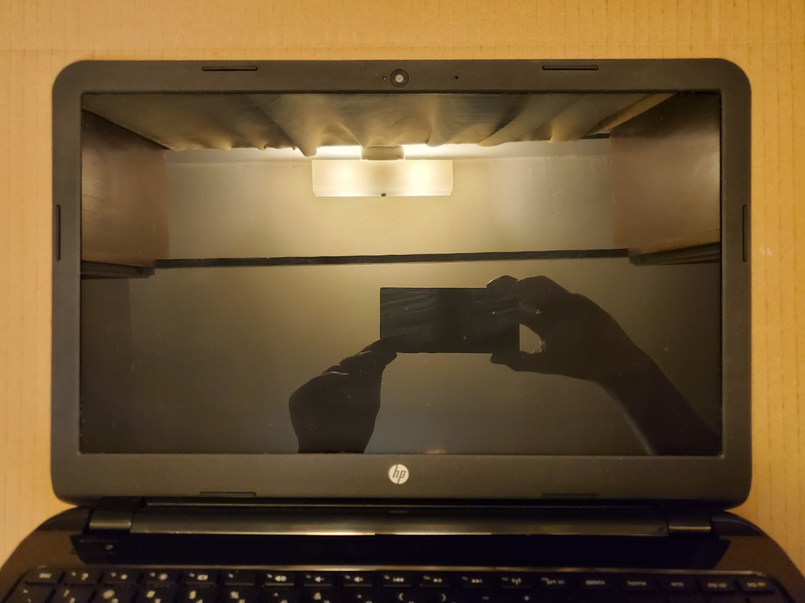 HP Notebook 15-g080nr – 15.6″ Laptop– AMD A6-6310 Quad-Core 1.80 GHz w/ Battery