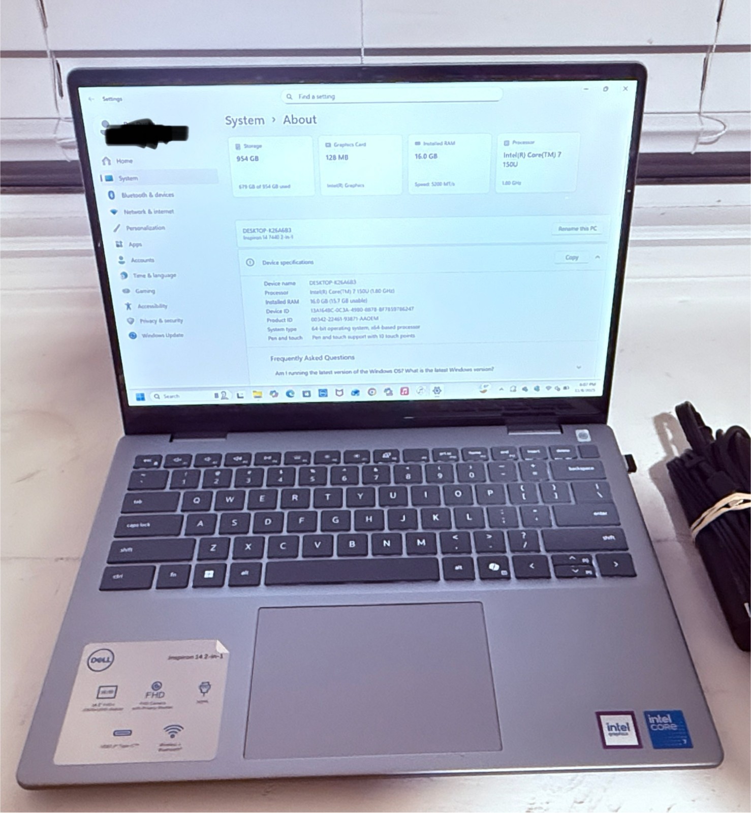 Dell Inspiron 14 ” FHD + Touch Core (TM ) 7 150U (1.80 GHz ) 16GB RAM – 1TB SSD