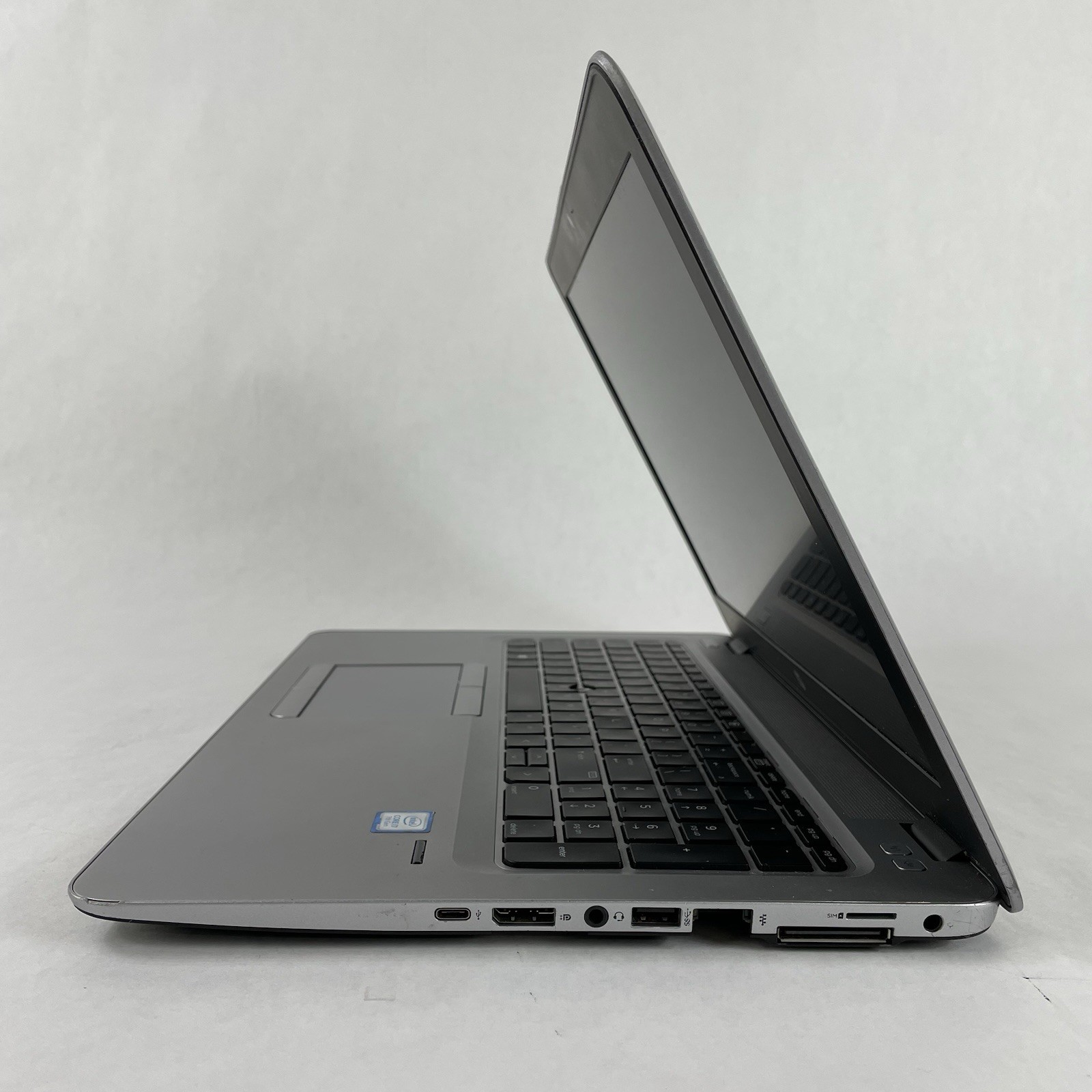 HP EliteBook 850 G4 15.6″ i7-7500U 2.70 GHz 8 GB RAM No SSD No OS – READ