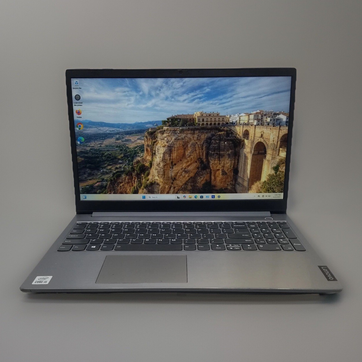 Lenovo ThinkBook 15-IIL Core i5-1035G1 @ 1.0GHz 8GB RAM 256GB SSD Windows 11 Pro