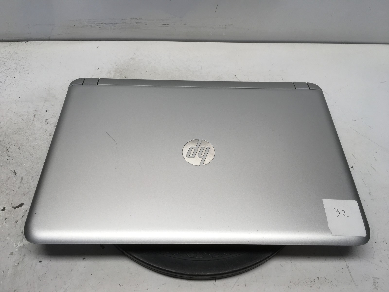 HP Pavilion 15 AMD A10-8700P 1800MHz 8 GB NO HDD No Batt