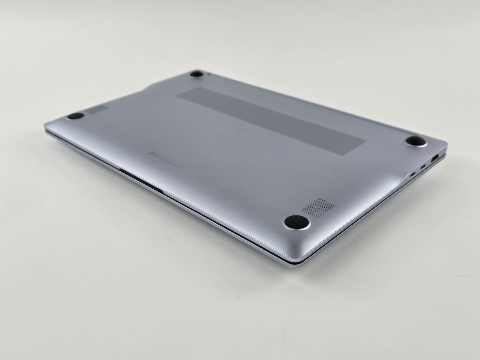 Samsung Galaxy Book4 Edge 15.6″ FHD Laptop Snapdragon X Plus 16GB RAM 512GB SSD