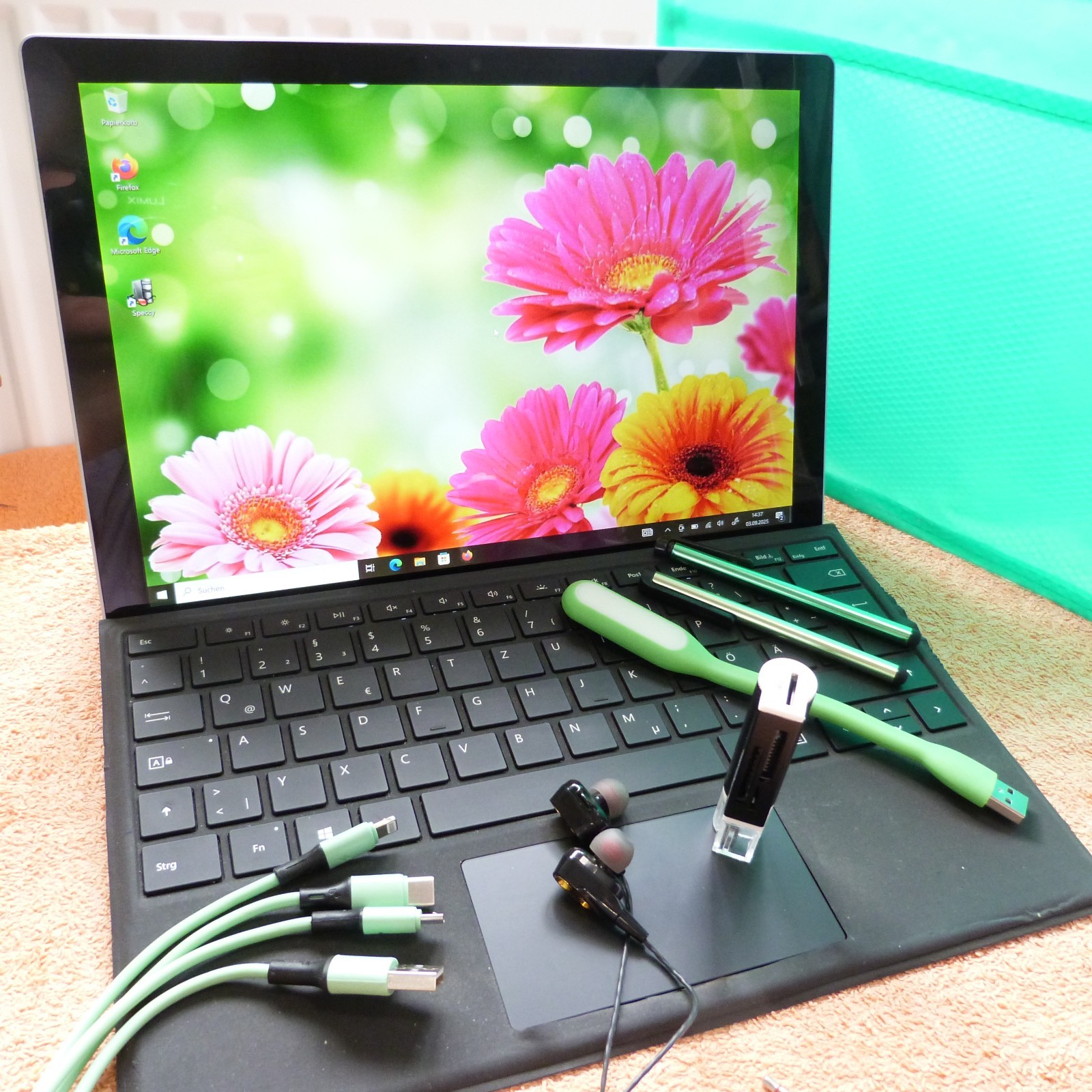 XL LOT Surface Pro 5 128GB SSD Convertible METAL l 12″ 2K TOUCH Windows 10