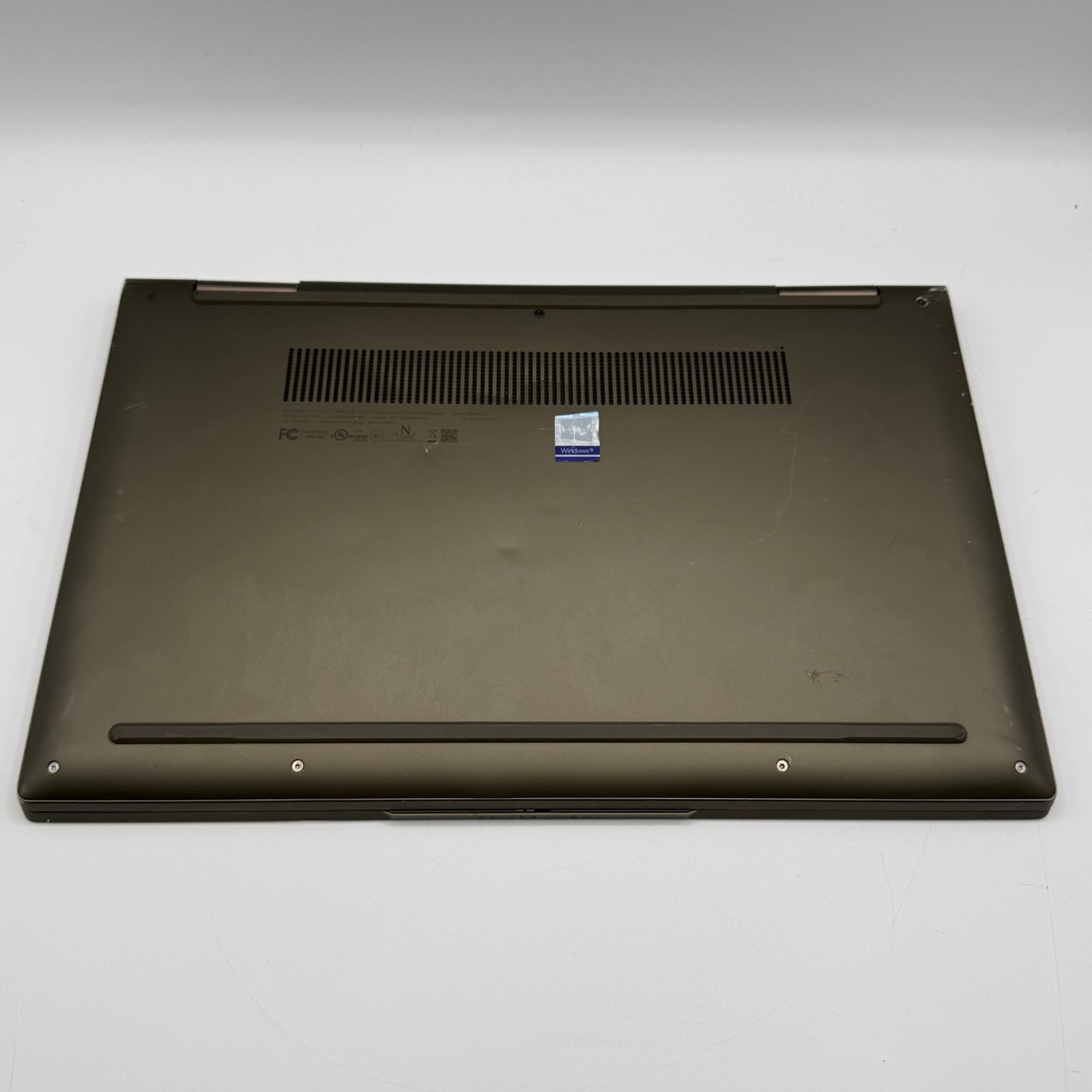 Lenovo Yoga 7 14ITL5 14″ 512GB SSD, Intel Core i5-1135G7,12GB RAM TOUCH WHT DOT