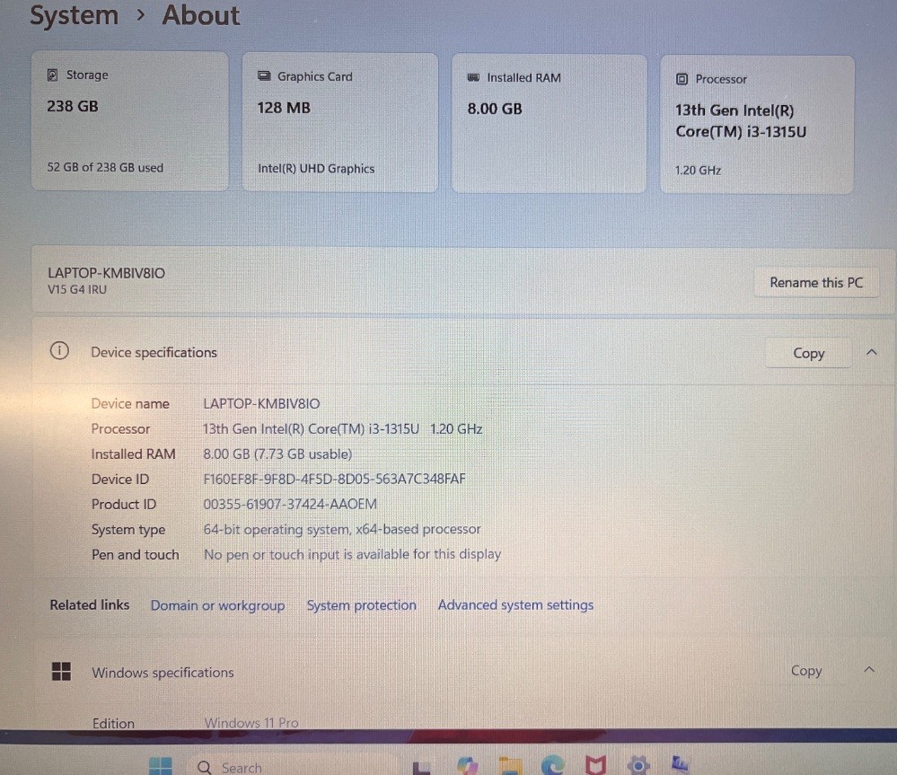 Lenovo V15 G4 IRU 15.6″ Notebook Business Black 83A10028US