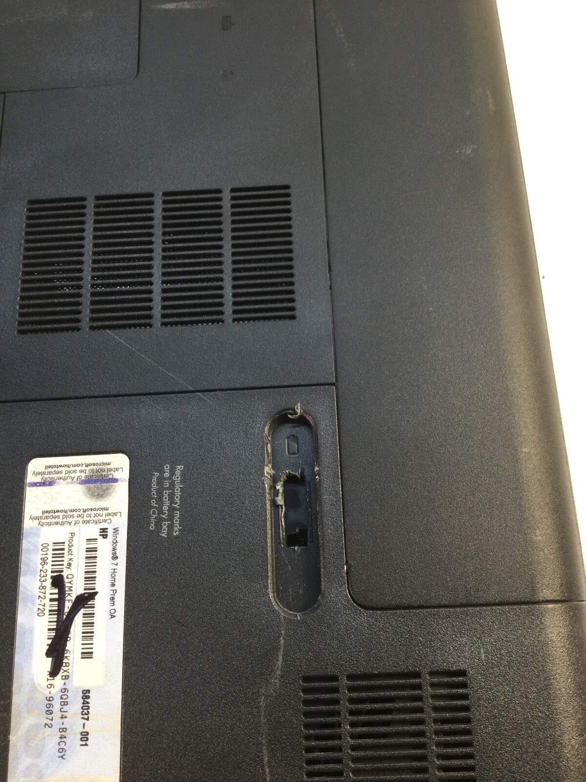 HP 635 15″ Laptop AMD E-300 Radeon HD -BOOTS/BROKEN BATTERY LATCH- MZ