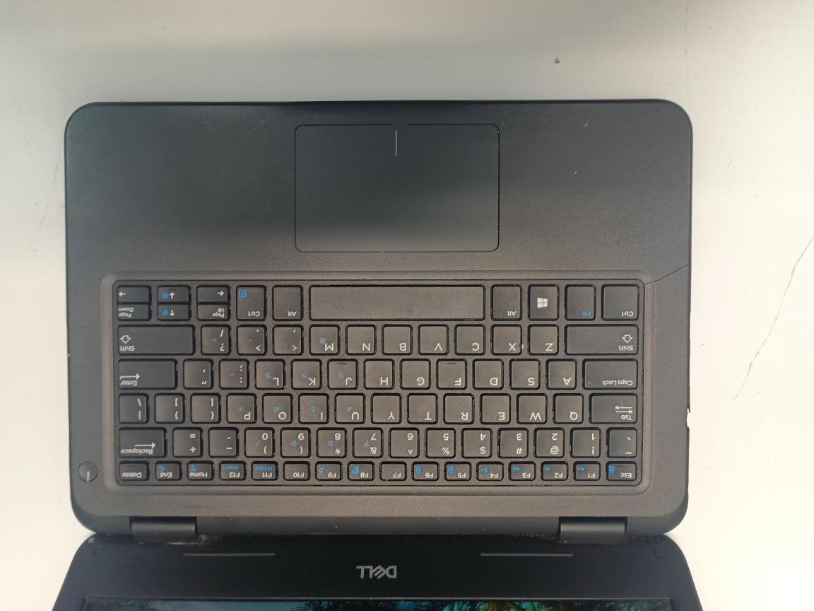 PRE OWNED DELL COMPUTER LATITUDE 3310 -WINDOWS 10-119GB-4GB RAM- (P23016078)