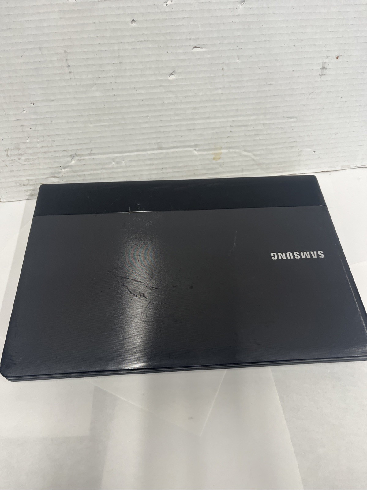 Samsung NP300E5A Intel i3-2310M 2.1GHz 4 GB NO HDD