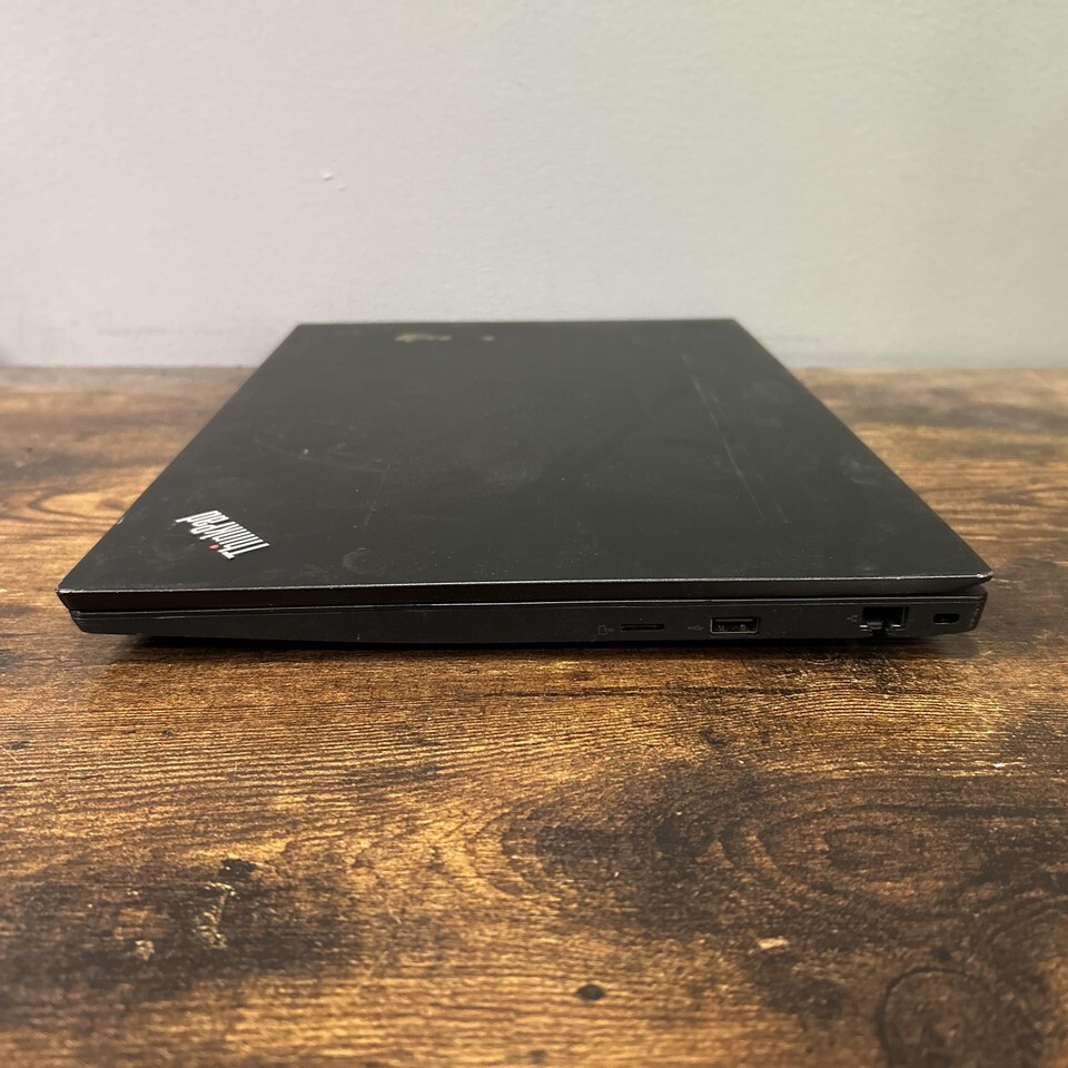 Lenovo E585 AMD Ryzen 3 2200U@2.60ghz 16GB/(2TB SSD),Charg,Batt,Wn11P,Offce2024P