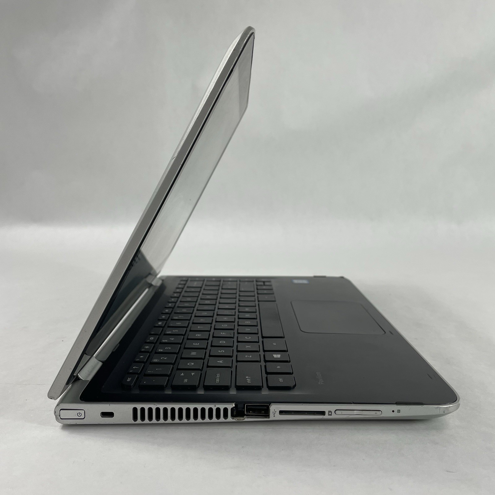 HP Pavilion 13-s128nr x360 13.3″ i5-6200U 2.30 GHz 8GB RAM No SSD No OS Bad Edge