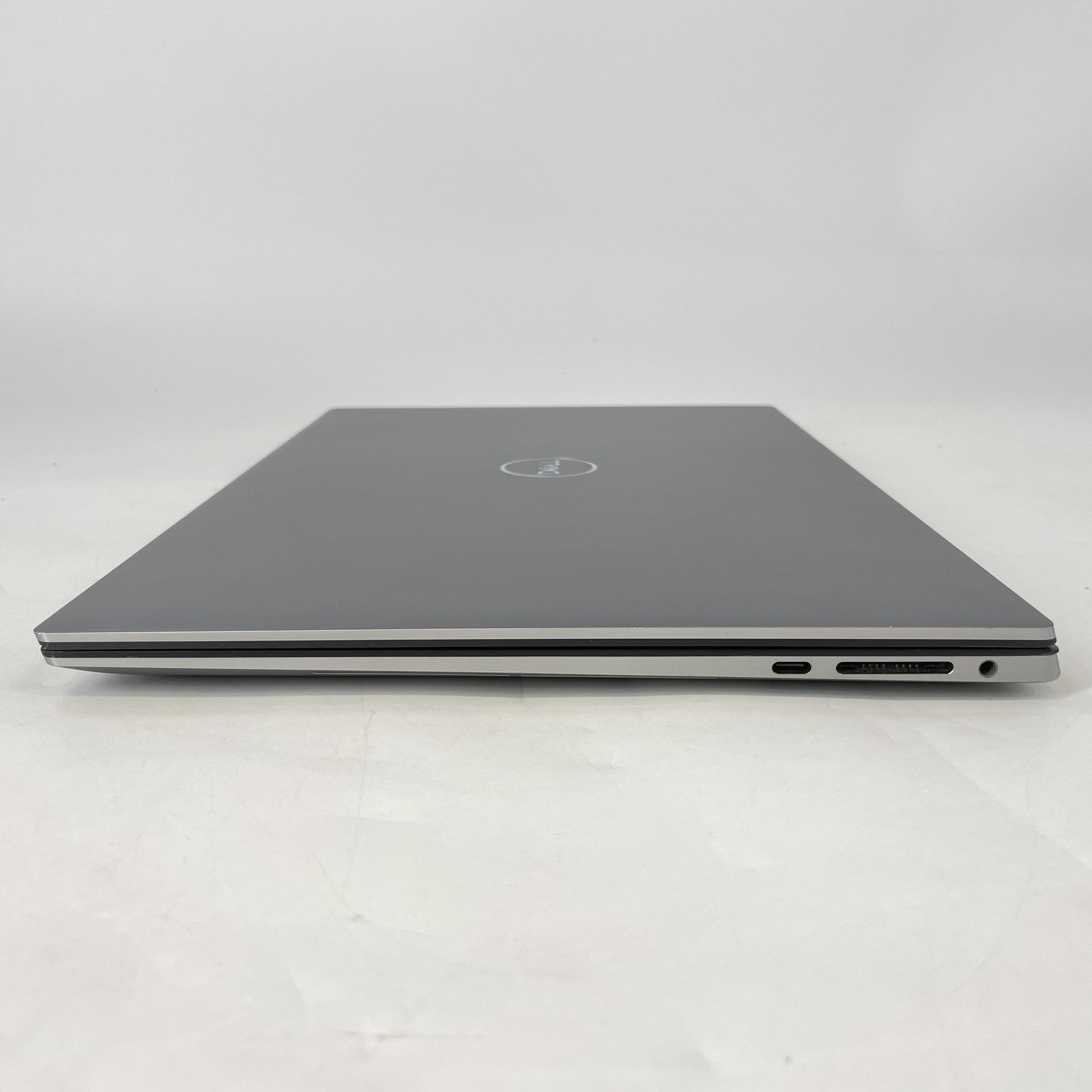 Dell Precision 5550 15 UHD+ TOUCH i7-10875H 2.30GHz 64GB 2TB Quadro T2000 Max-Q