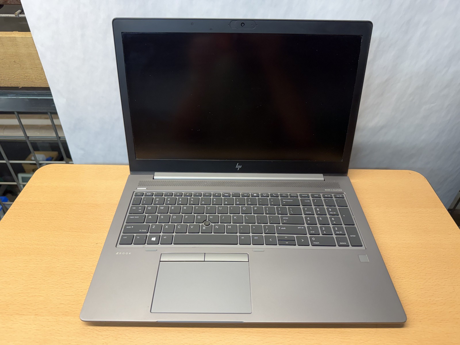 HP zBook 15u G6 i5-8365U 16GB RAM 512GB SSD WX3200 GPU FHD Win11 Reset READ
