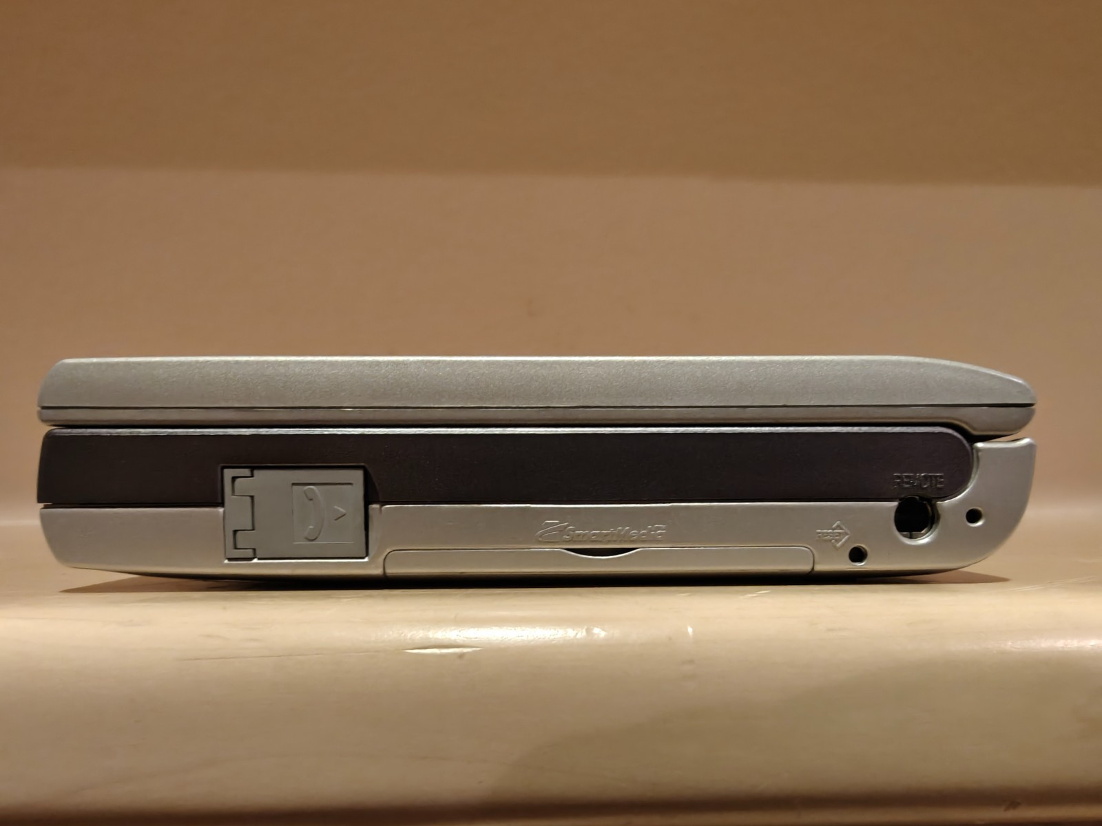 Toshiba Libretto ff1100v P266MHz 64MB, 32GB HD 2X Win98 w/CD-ROM & Lots More IOB