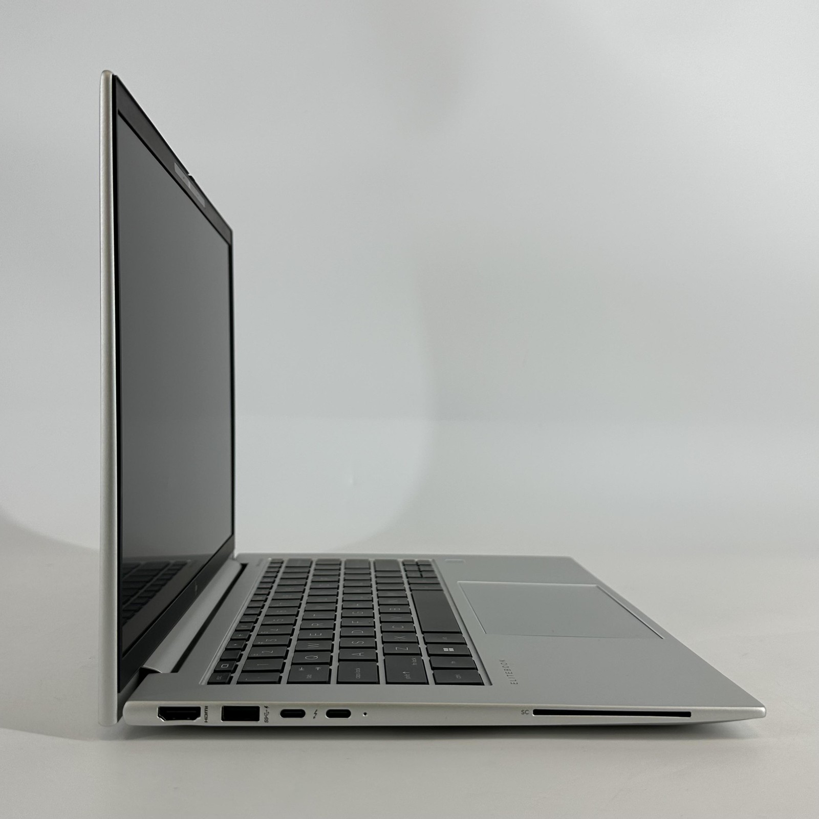 HP Elitebook 845 G10 14 FHD+ TOUCH 3.3 GHz Ryzen 7 PRO 7840U 16GB 512GB SSD