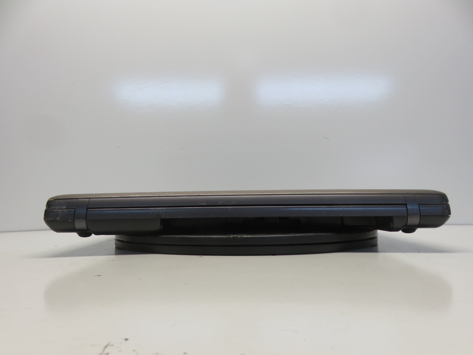 Sony Vaio VGN-NW320F Intel Core 2 Duo T6600 2.2GHz 2 GB NO HDD No Batt