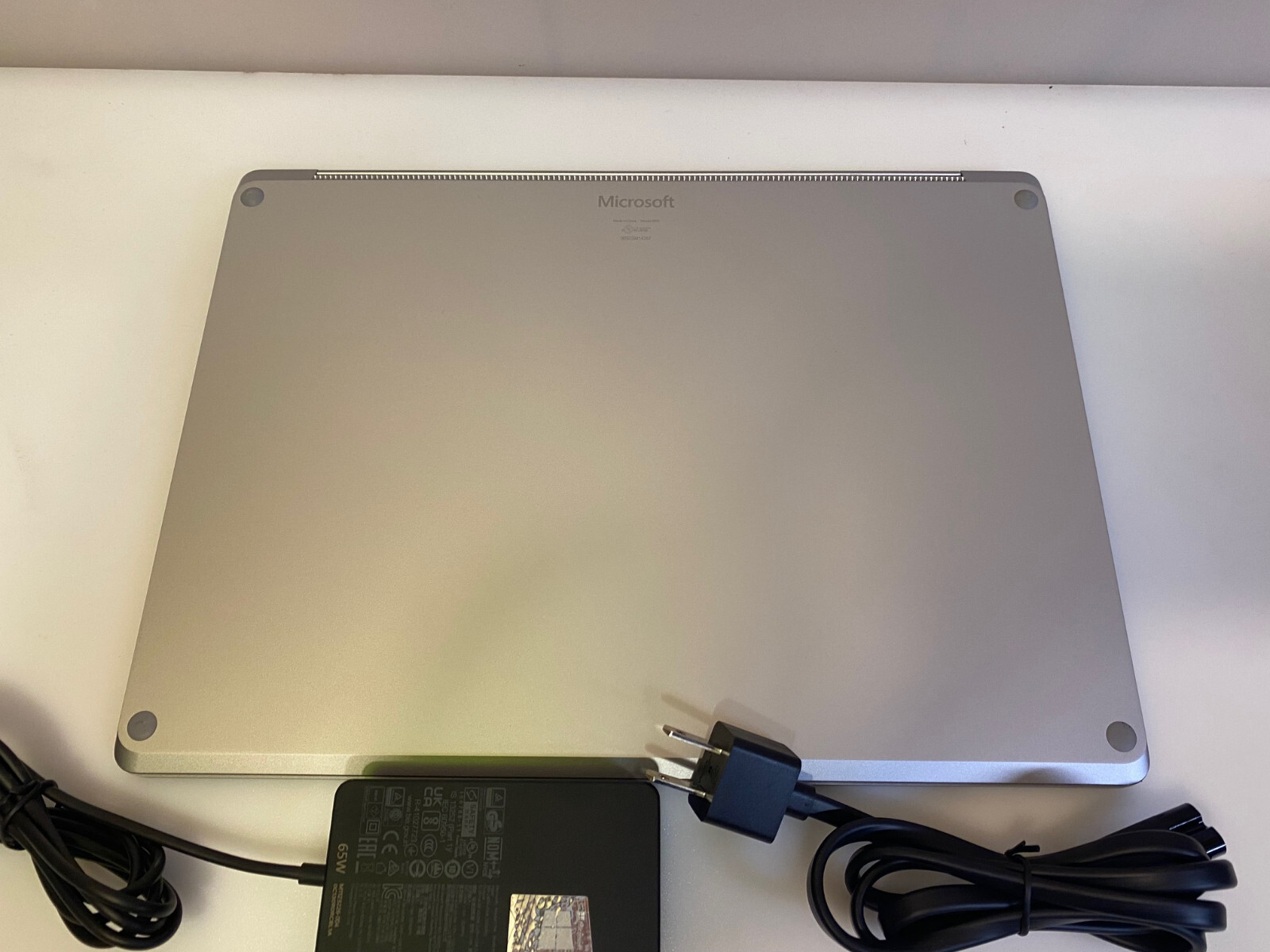 USED Microsoft Surface Laptop 4 13.5 Touch R5-4680U 16GB 256GB Model 1958 Silve
