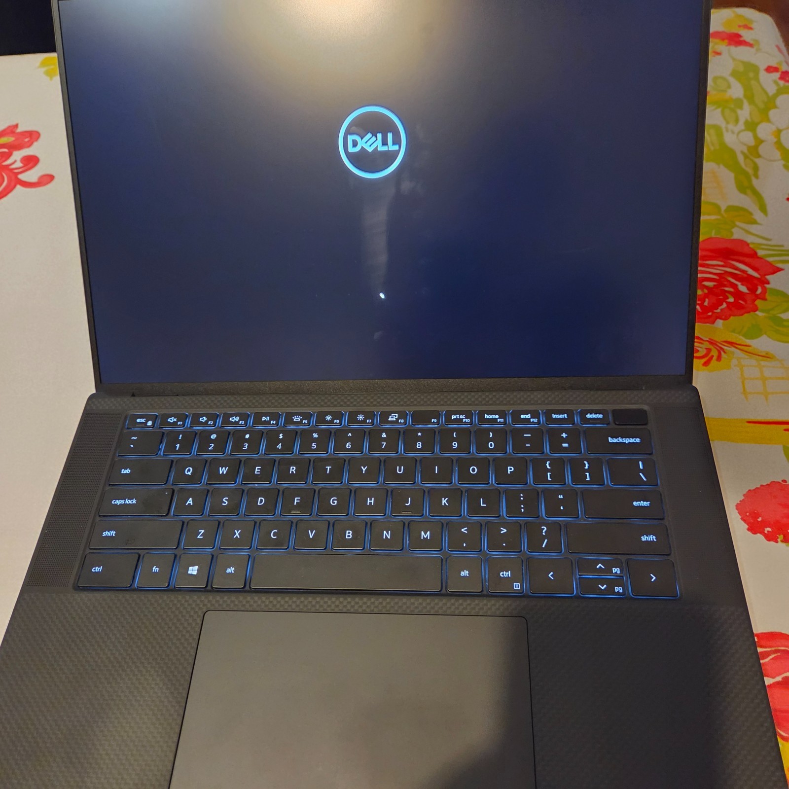 Dell XPS 15 9510 i9-11900H 32 GB RAM 1TB SSD RTX 3050 Ti 15.6″ FHD+ Win Pro
