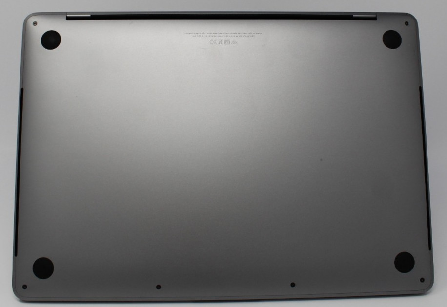 Apple MacBook Pro 15 A1989 2019 i5 8279U @ 2.4 GHz 13″ 256 GB 8 GB Sequoia