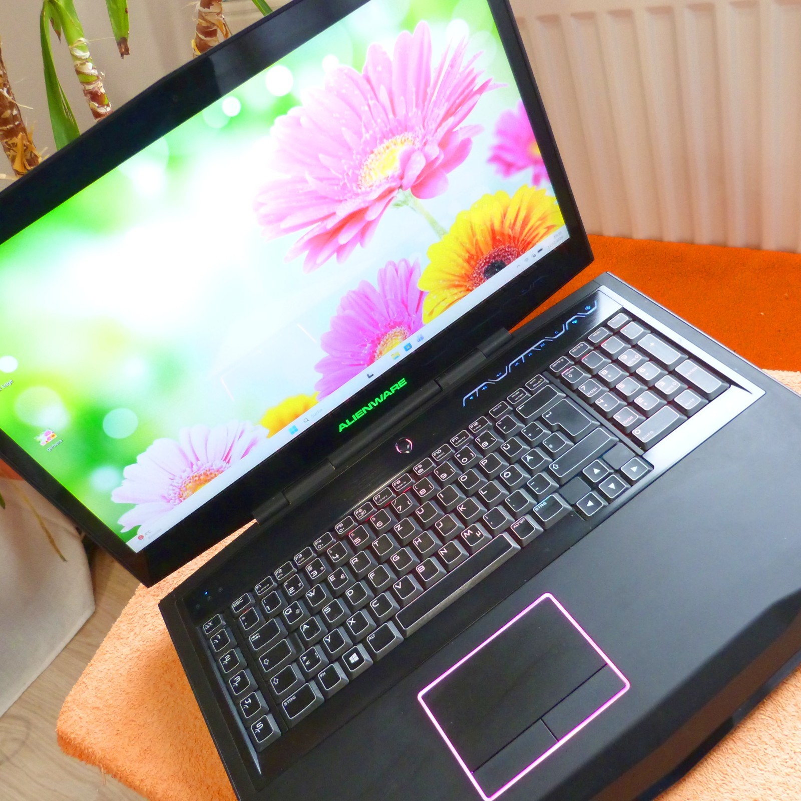 Alienware M18x R2 HIGH END FULLHD I 2TB SSD Windows 11 l 16GB RAM NEW l Core i7