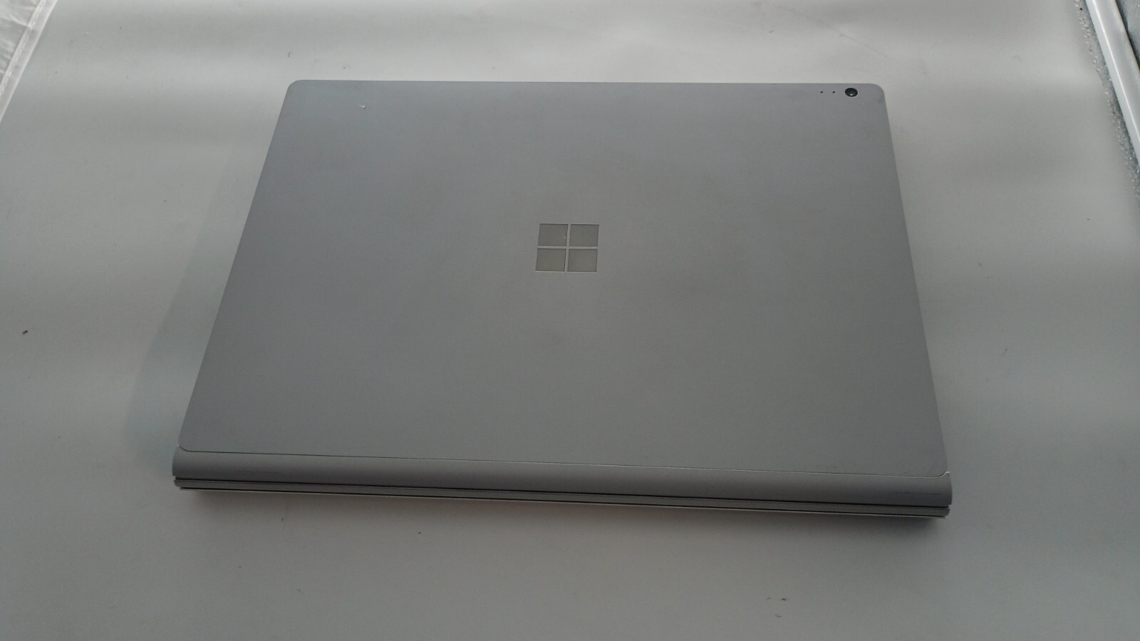 SurfaceBook2.No charger!2 Batteries! i5-7300U.8GB.256GB SSD.13.5″3K Touch.Read!