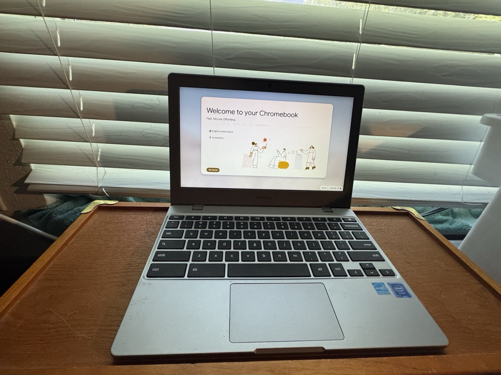 Samsung Chromebook XE500C12-K01US 11.6″ Intel Celeron Chrome OS