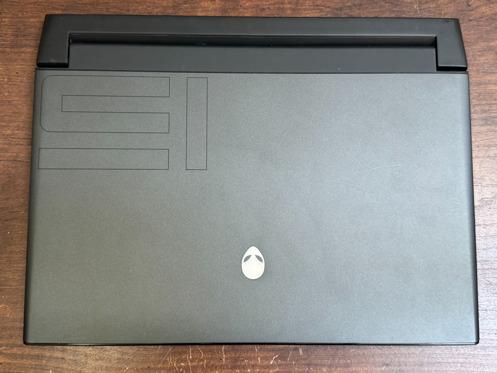 Alienware M15 R3 15.6 i7-10750H 16GB 512GB/SSD NVIDIA GTX 1650 Ti Gaming Laptop