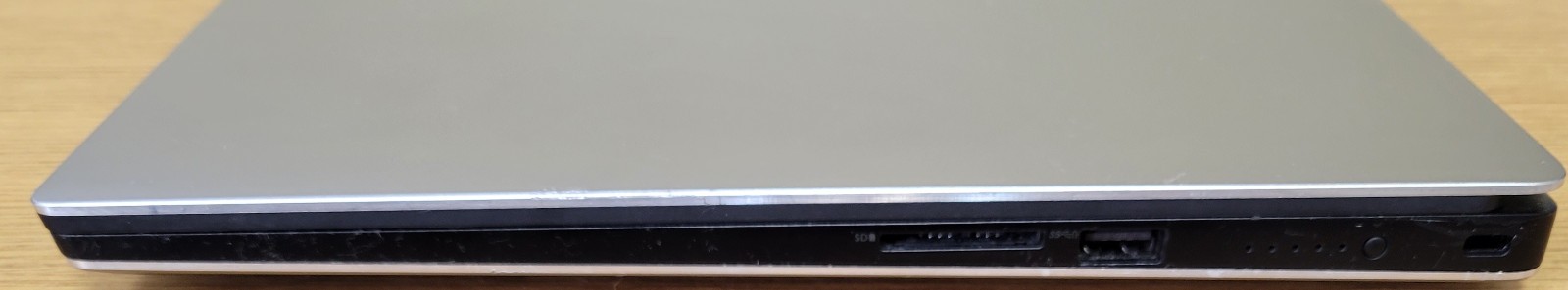 Dell Precision 5510 i7-6820HQ 2.70GHz 16GB 256GB NVMe Quadro M1000M No OS