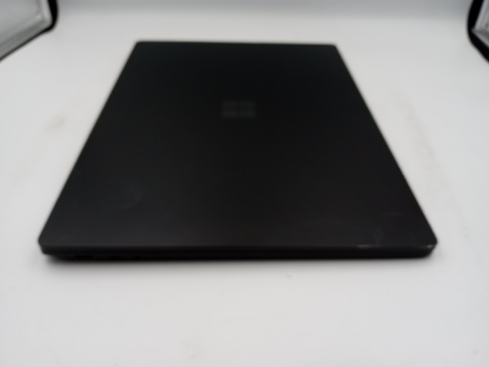 Microsoft Surface Laptop 4 1979 15″ Intel i7-1185G7 16GB 256GB W11 – READ -RR