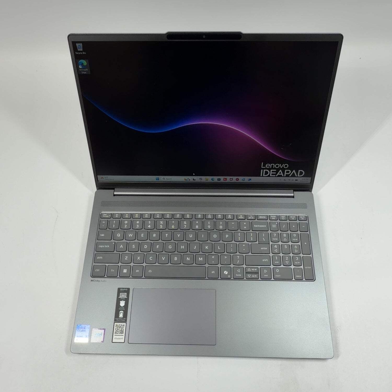 Lenovo IdeaPad Slim 5 16IPH11 16″ Core Ultra 5 322 2.5GHz 16GB RAM 512GB SSD