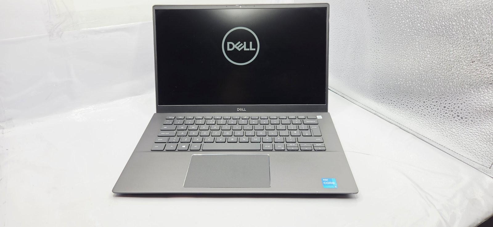 D​ell Vostro 5402 Laptop Core i5-1135G7 8GB 256GB SSD Windows 11 Pro