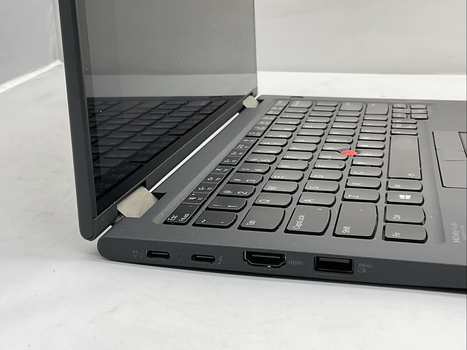 Lenovo ThinkPad X13 Yoga Gen 2 – i5-1135G7 – 8GB, 256GB, Touch, Windows 11 + ADP