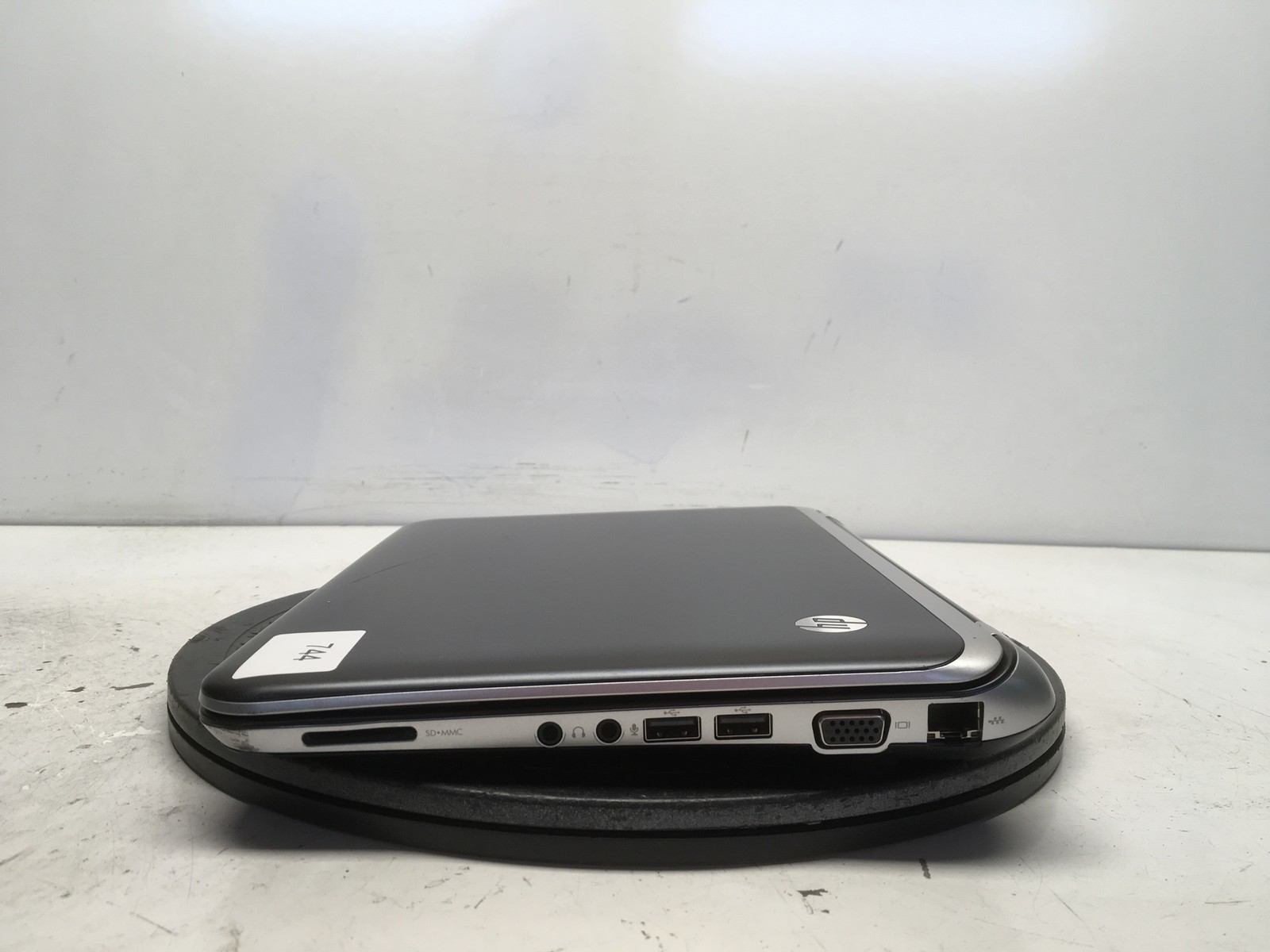 HP 3115M AMD E-300 1300MHz 4 GB NO HDD No Batt