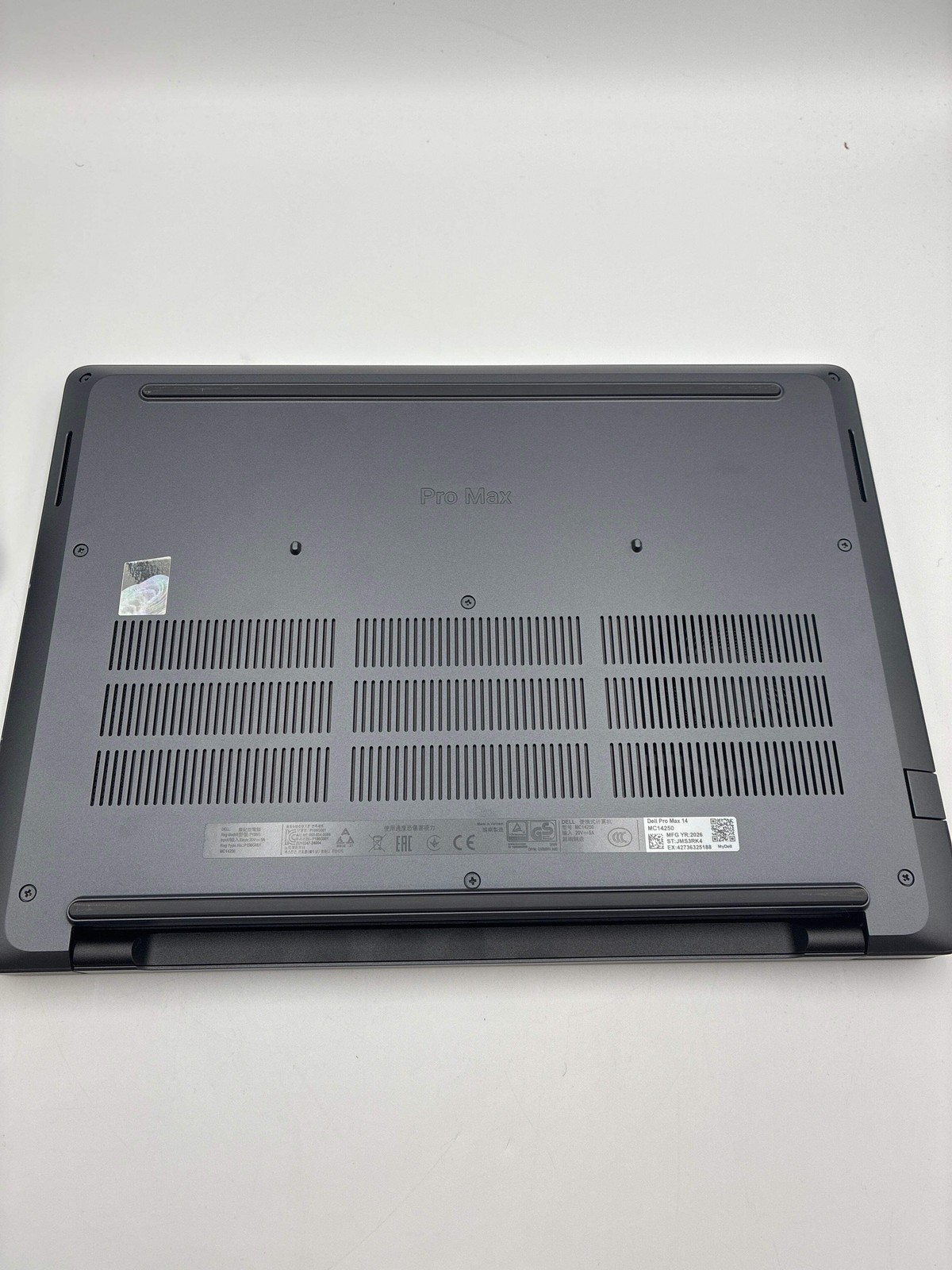 Dell Pro Max 14 MC14250 14″ Core Ultra 7 265H 32GB RAM 512GB SSD 512GB SSD