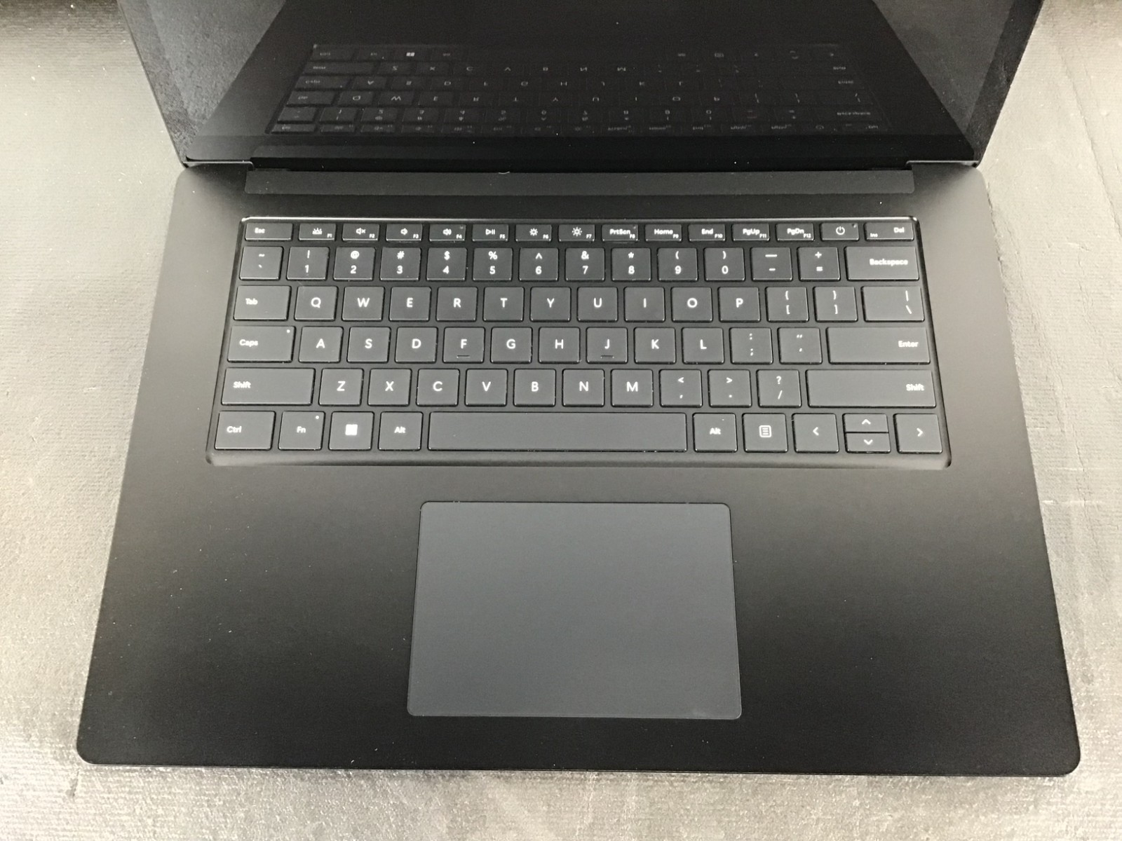 Microsoft Surface Laptop 4 15″ 1979 i7-1185G7 3.0GHz CPU 16GB RAM 256GB NVMe ~